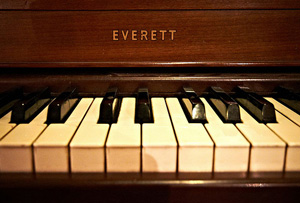 buying-used-piano